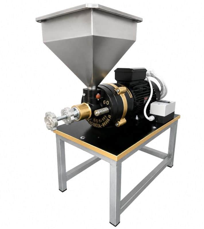 Mlin za mak sa prirodnim vodeničkim kamenom prečnika 150mm