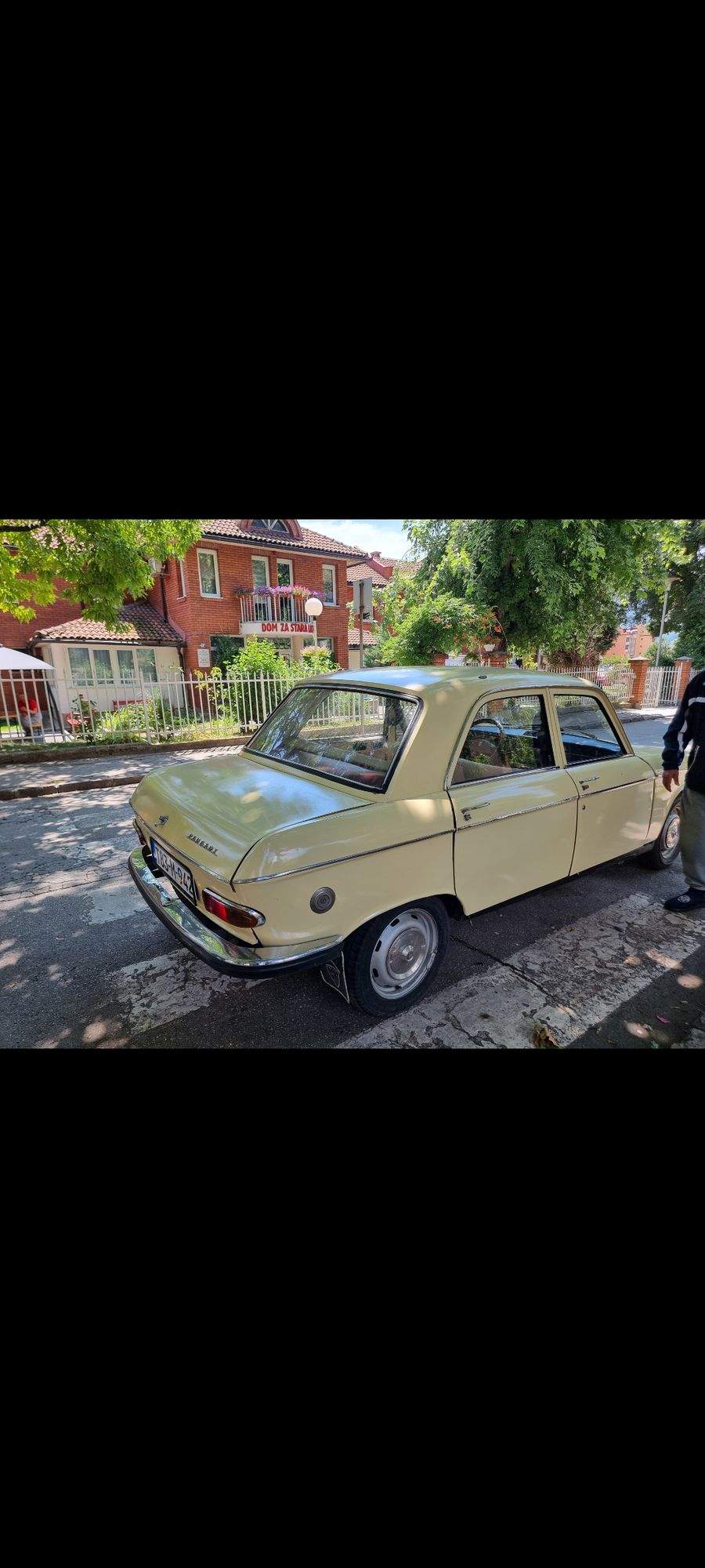 Peugeot 204