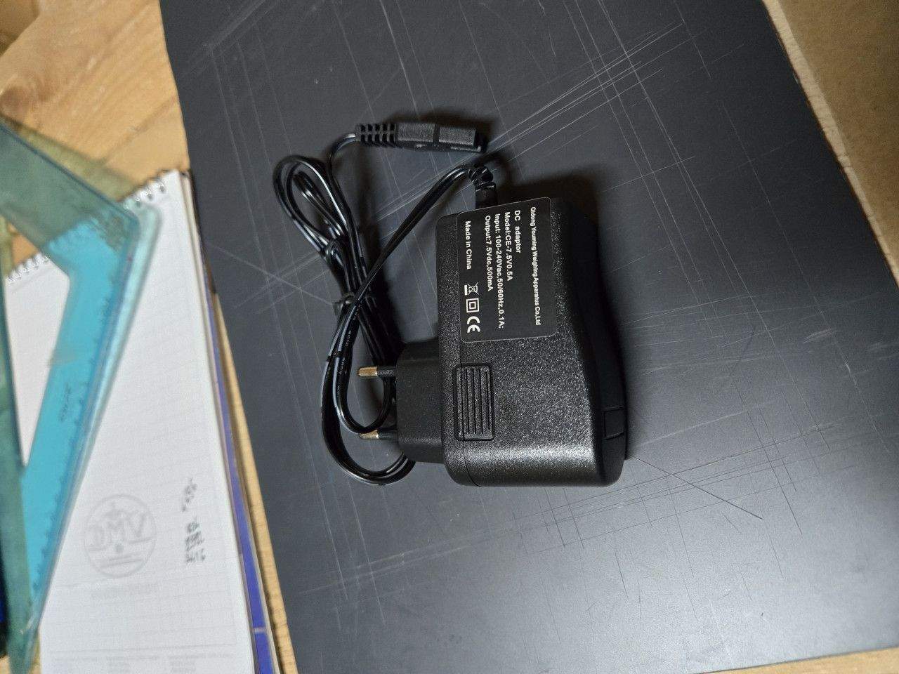 Adapter 8V 0.5A