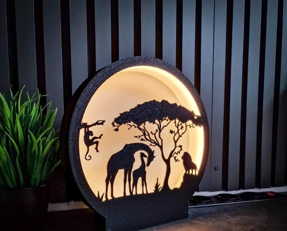 Stolna Lampa Safari / Jedinstven Dizajn i Udobnost