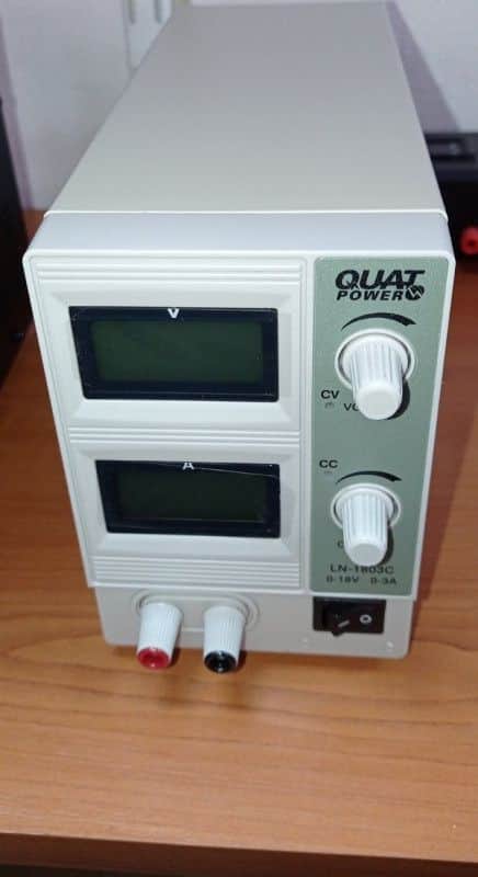 Laboratorijsko napajanje QUATPOWER LN-1803C