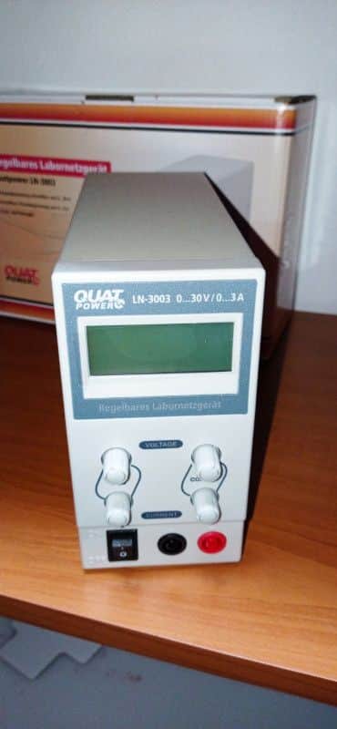 Laboratorijsko napajanje QUATPOWER LN-3003
