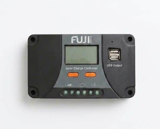 FUJI SOLAR regulator UT2024 12/24V PWM