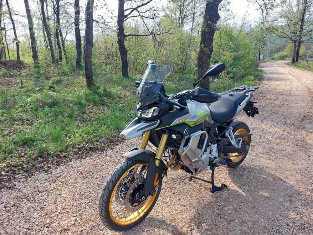 VOGE 900 DSX MOTO MOTOR BMW GS