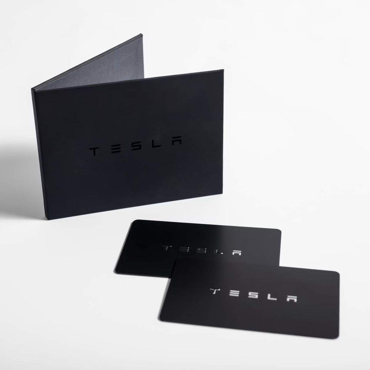 Tesla ključ u obliku kartice