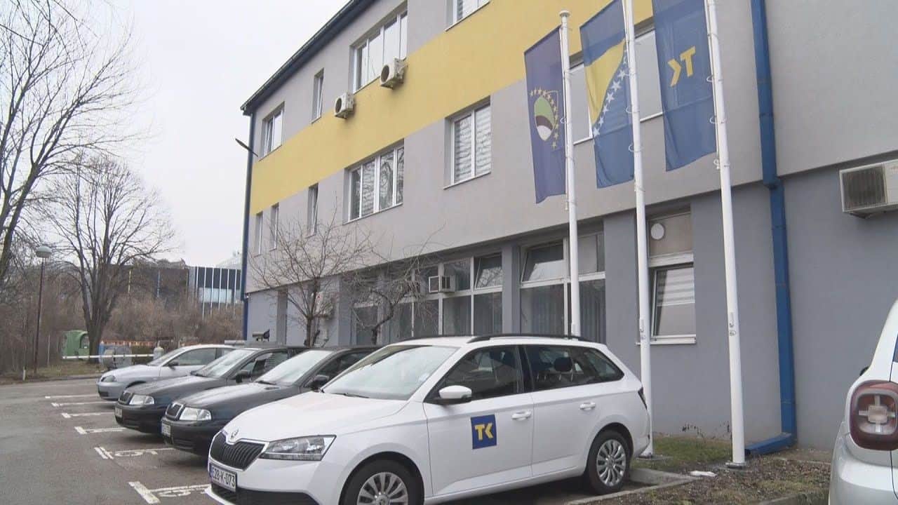 Magacin 616 m² + kancelarija 35 m²