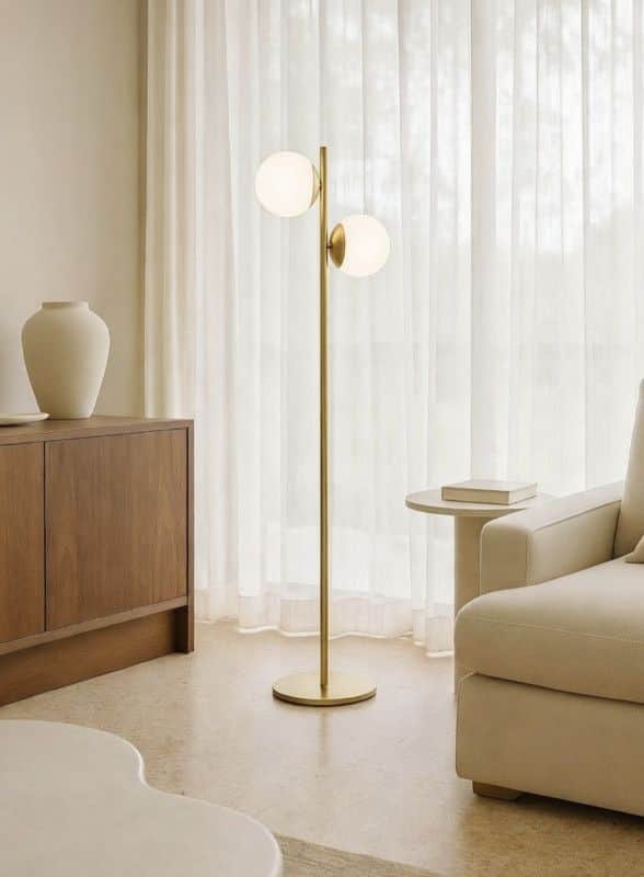 Podna lampa sa bijelim kuglama 2xE14- zlatna