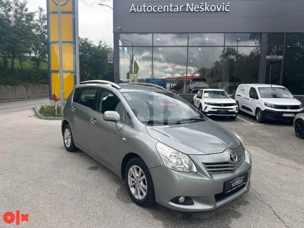 Toyota Verso 2.0 D-4D Style 2012 93kW BiH porijeklo