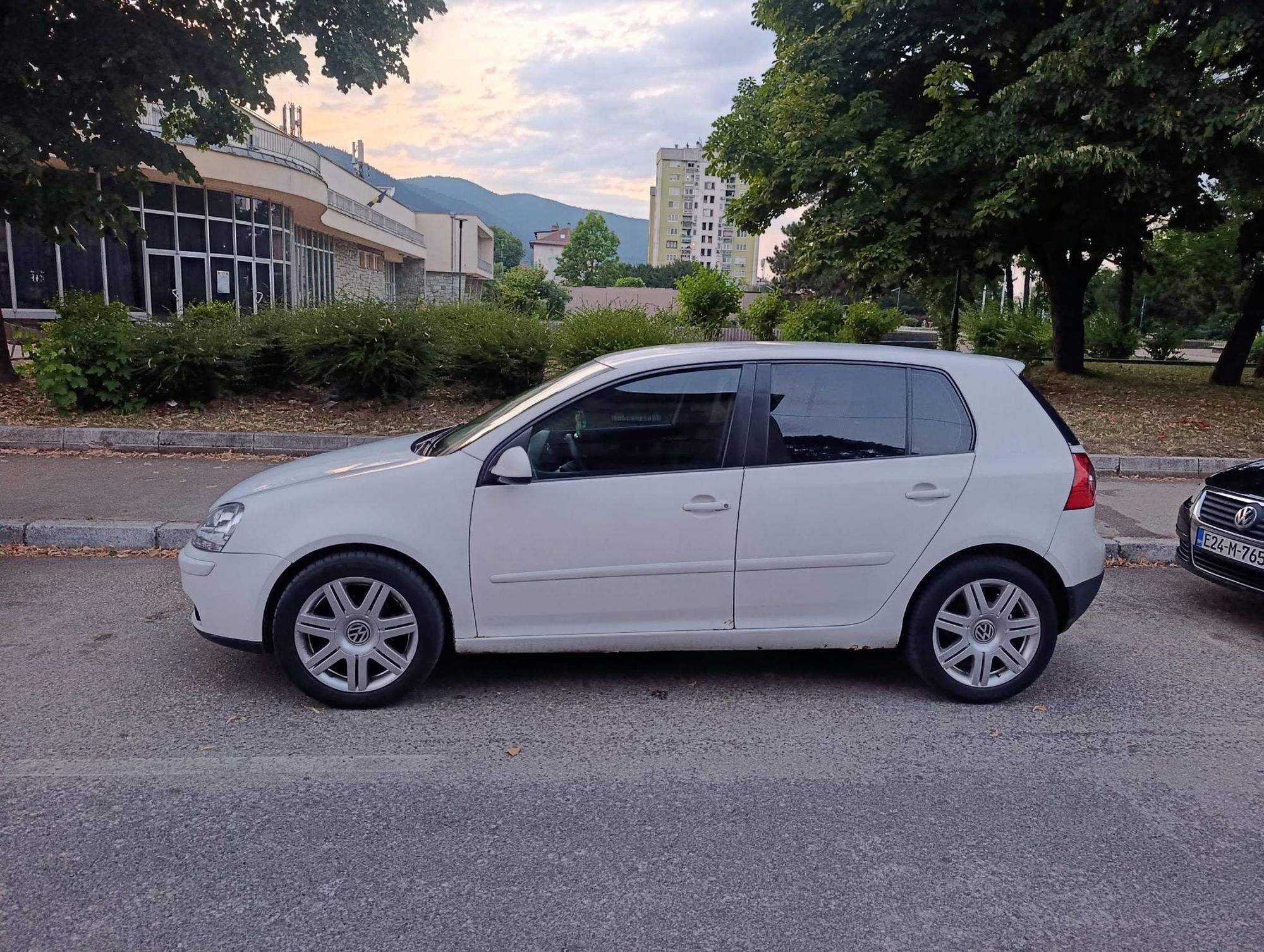 Volkswagen Golf V