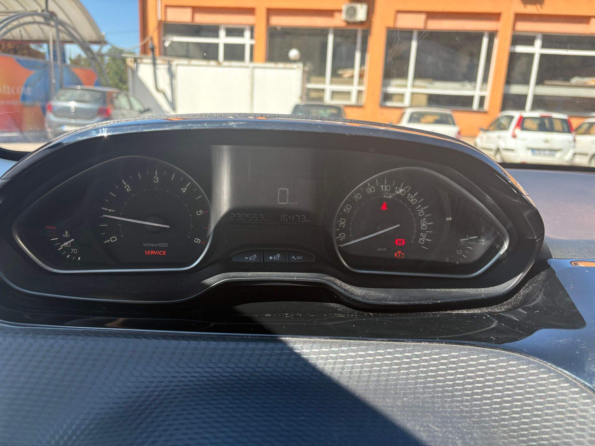 Peugeot 2008, 1.6 HDi, 2017. godine
