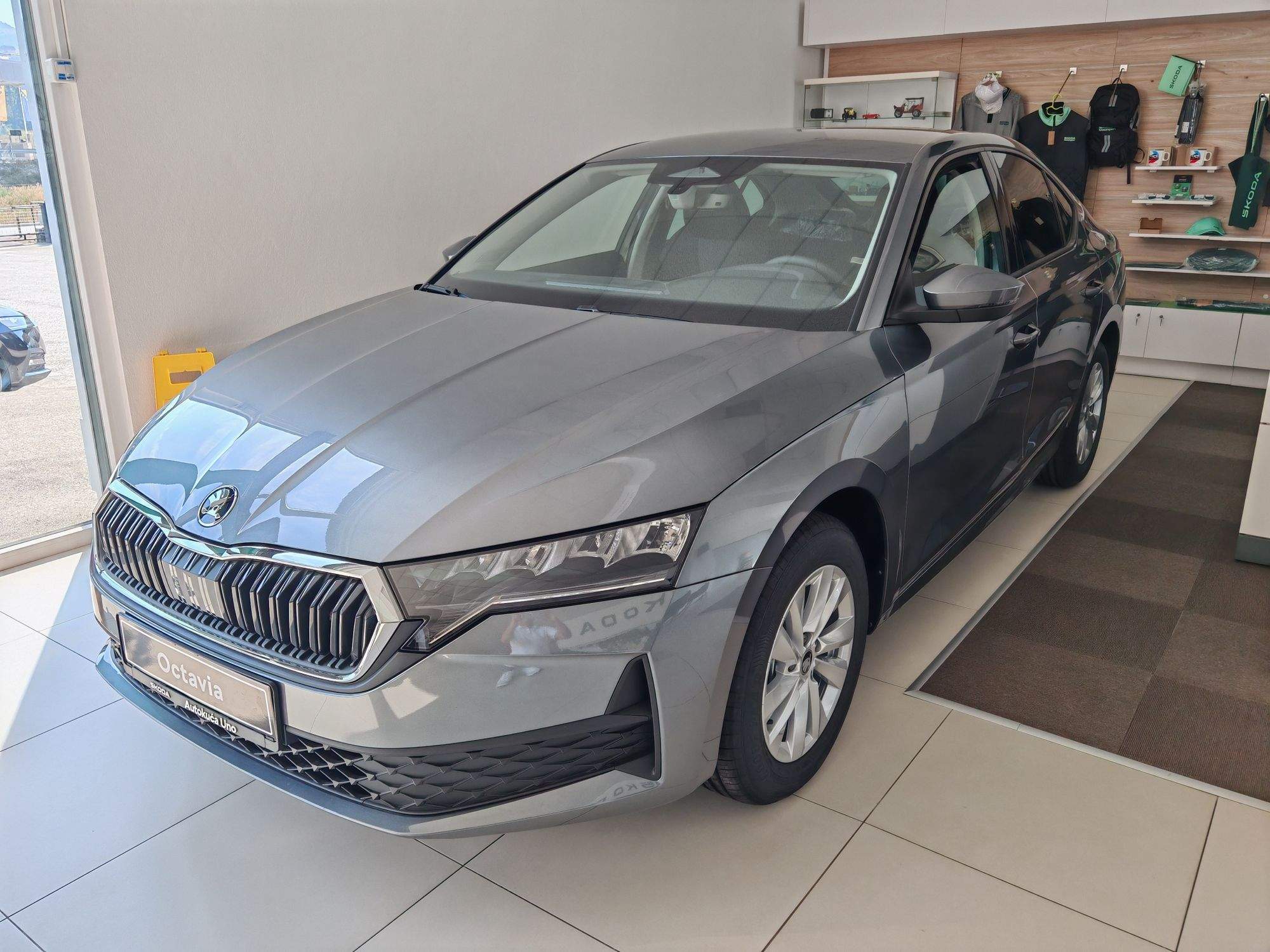 SKODA OCTAVIA A8 ESSENCE 2.0 TDI MAN6 115 KS