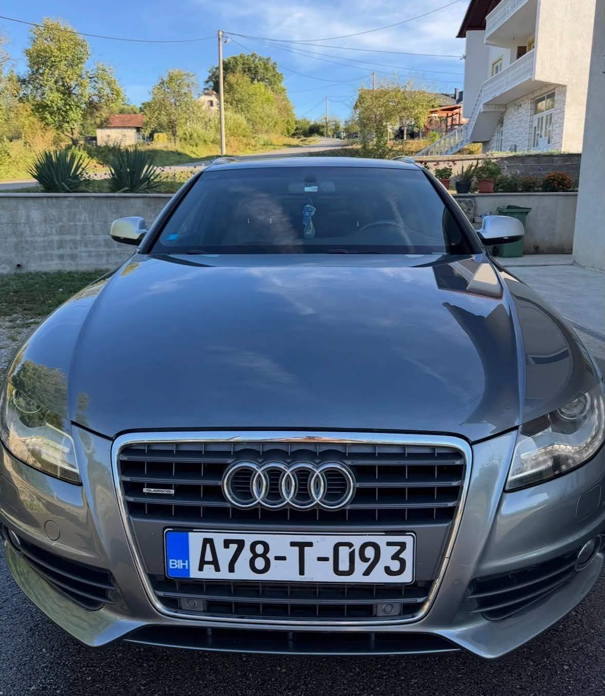 Audi A4 b8 3x sline quattro 2012