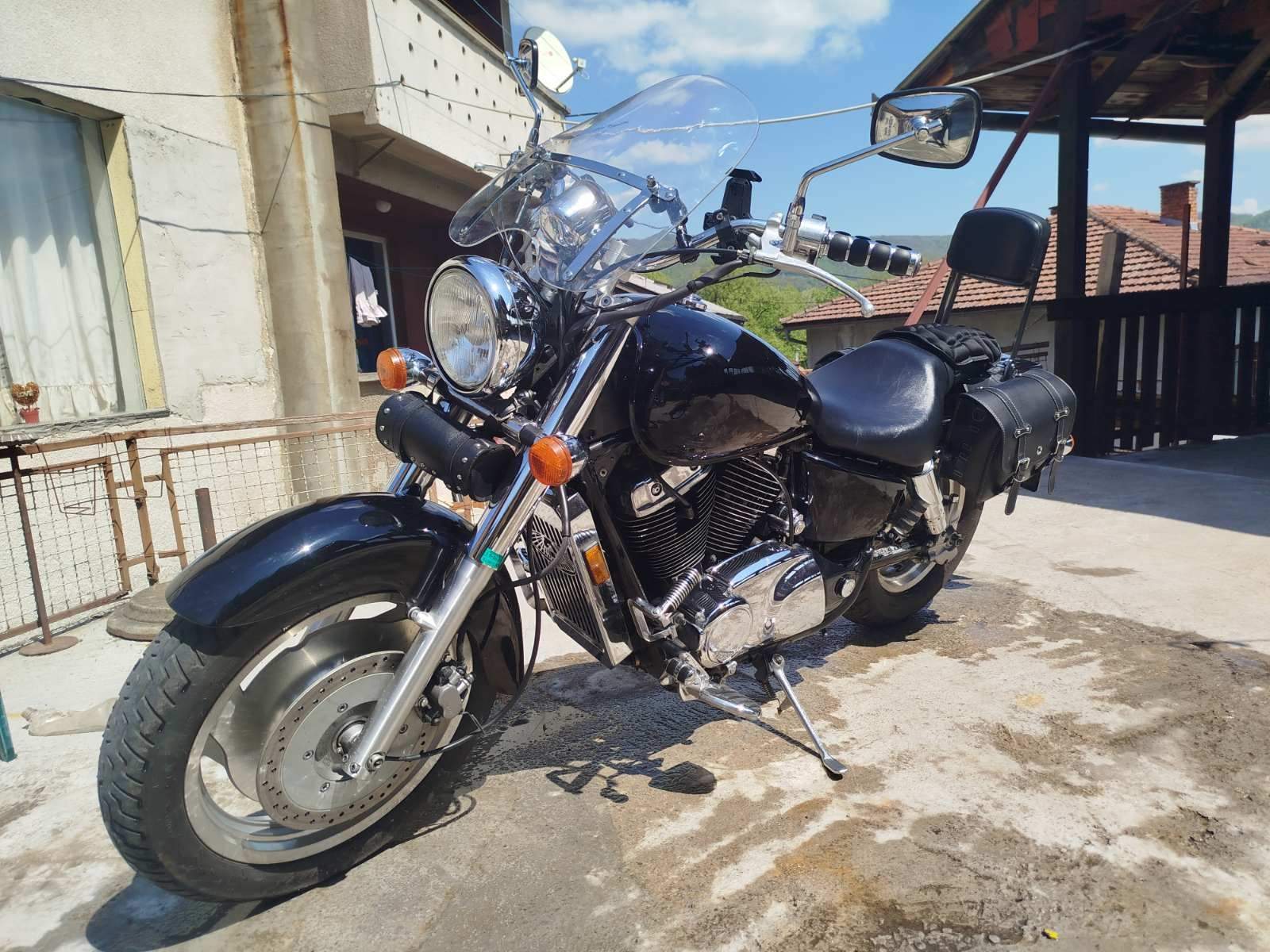 Honda Shadow VT1100 chopper