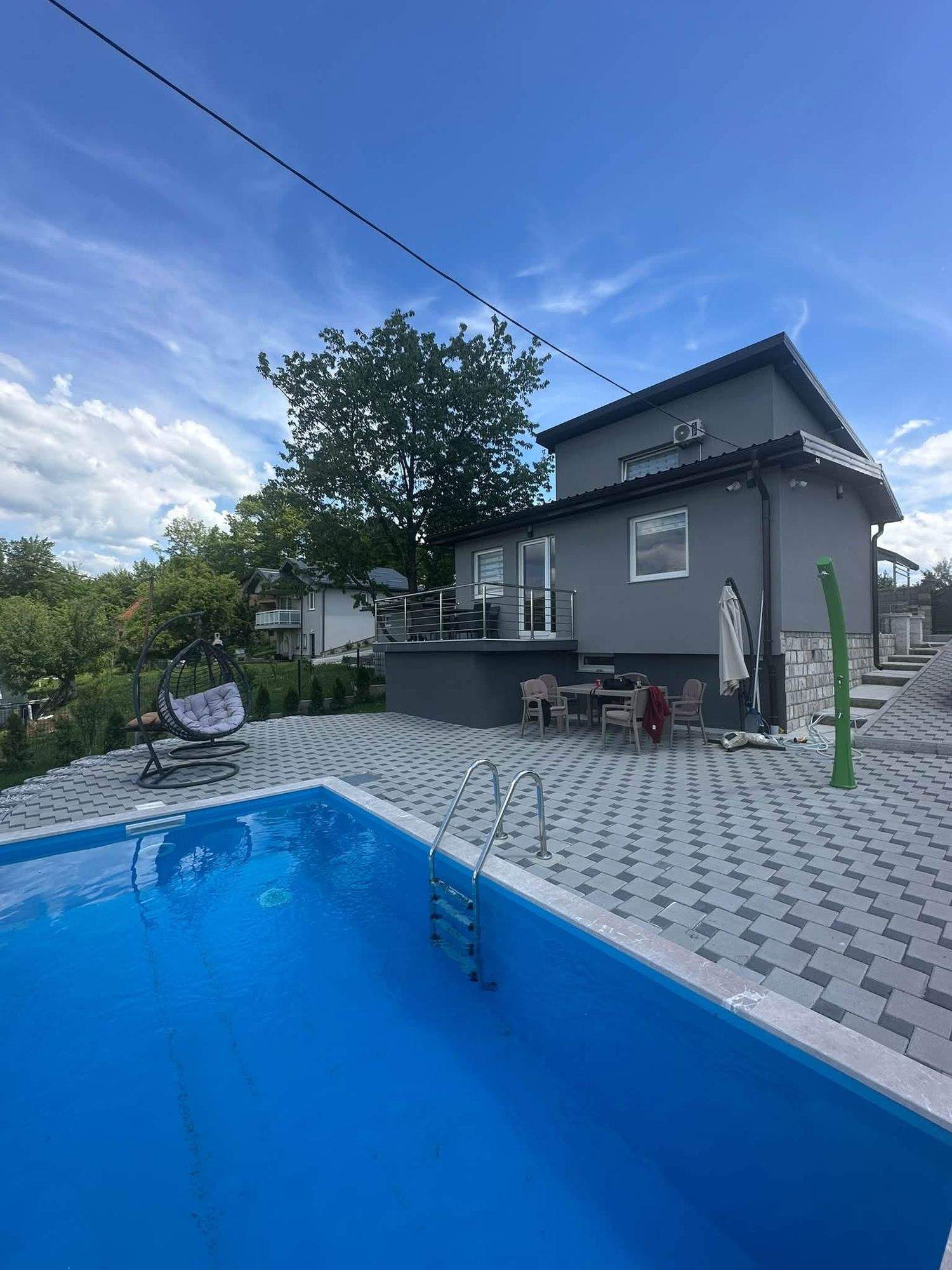 Prelijepa kuća u Rakovici