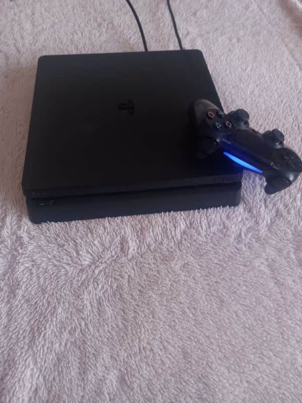 Playstation 4 slim 500gb