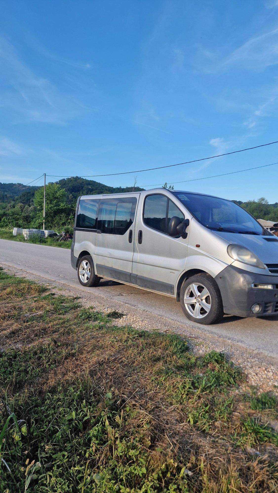 Opel Vivaro 1.9 dizel putnički višenamjenski