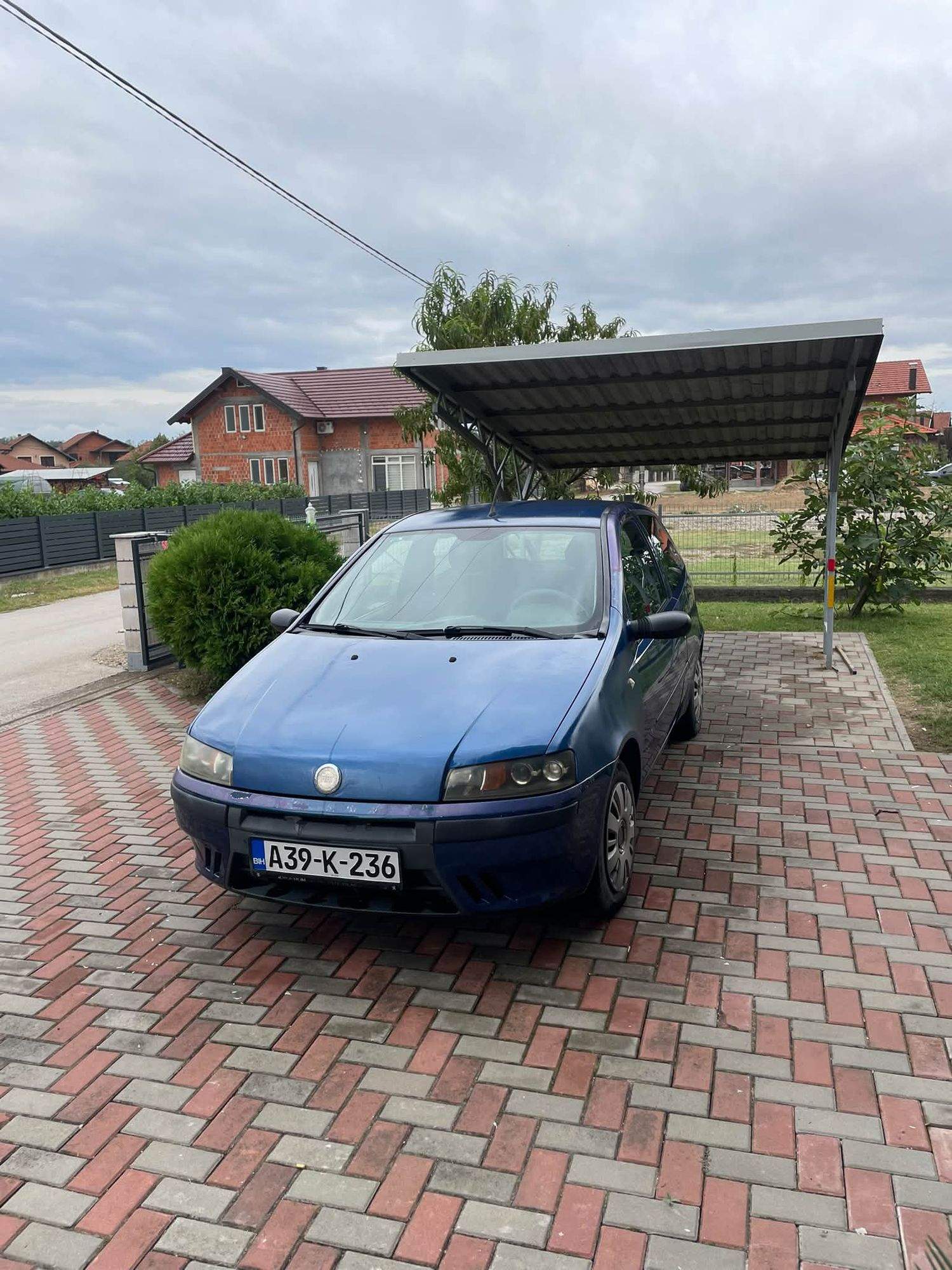 Fiat Punto 1.2, motor 44 kW, godište 2002
