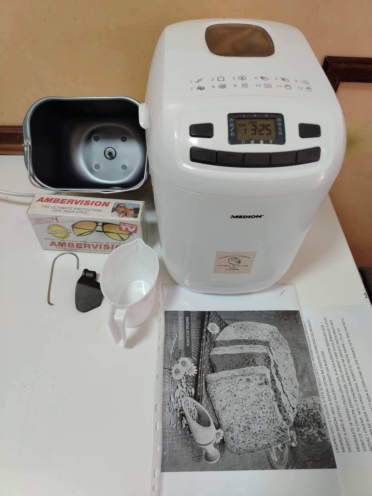 MEDION pekač za hljeb, 650W, do 1 kg, nekorišten