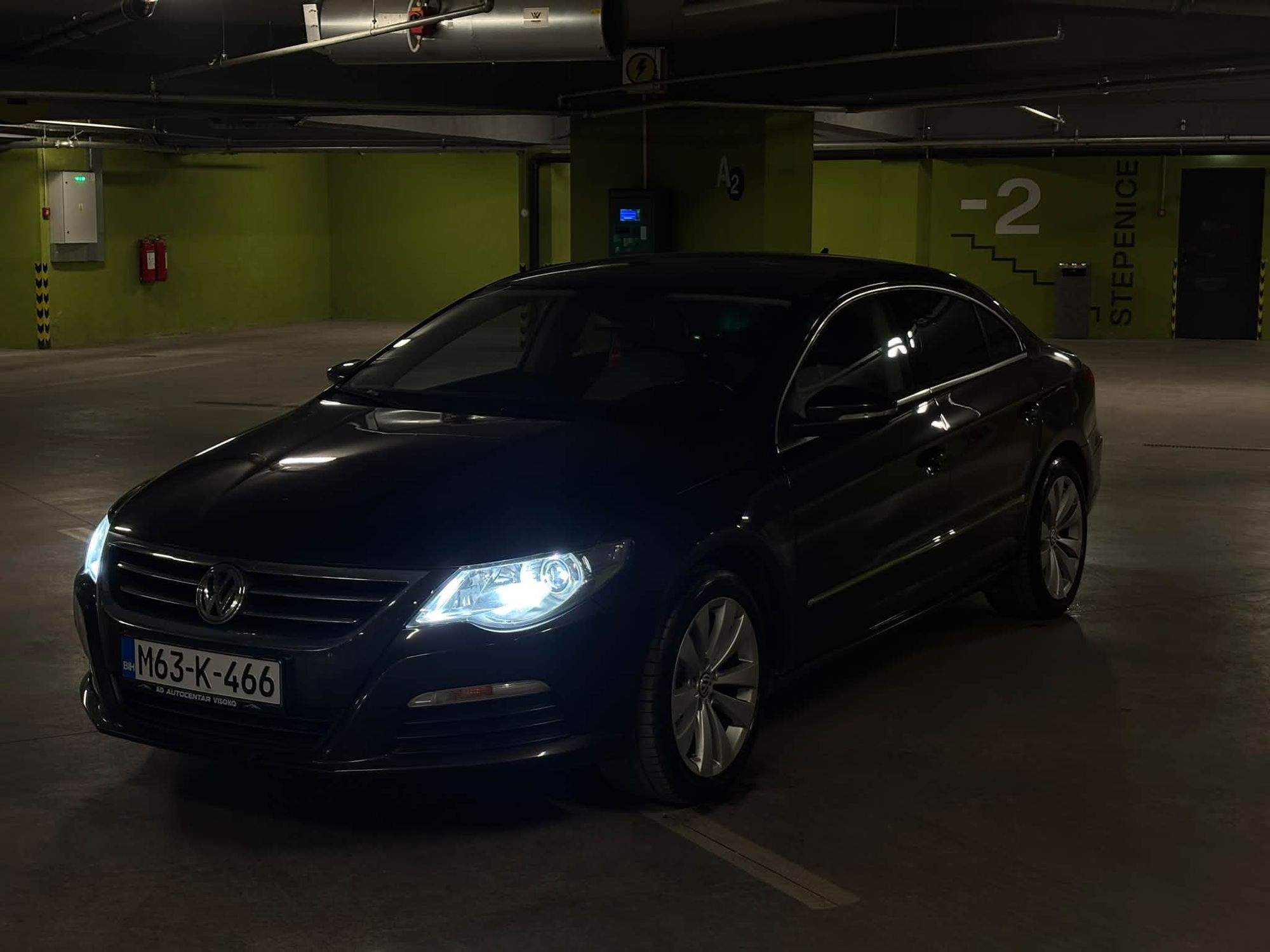 VW Passat CC 2011, 2.0 TDI 103 kW, 279.000 km