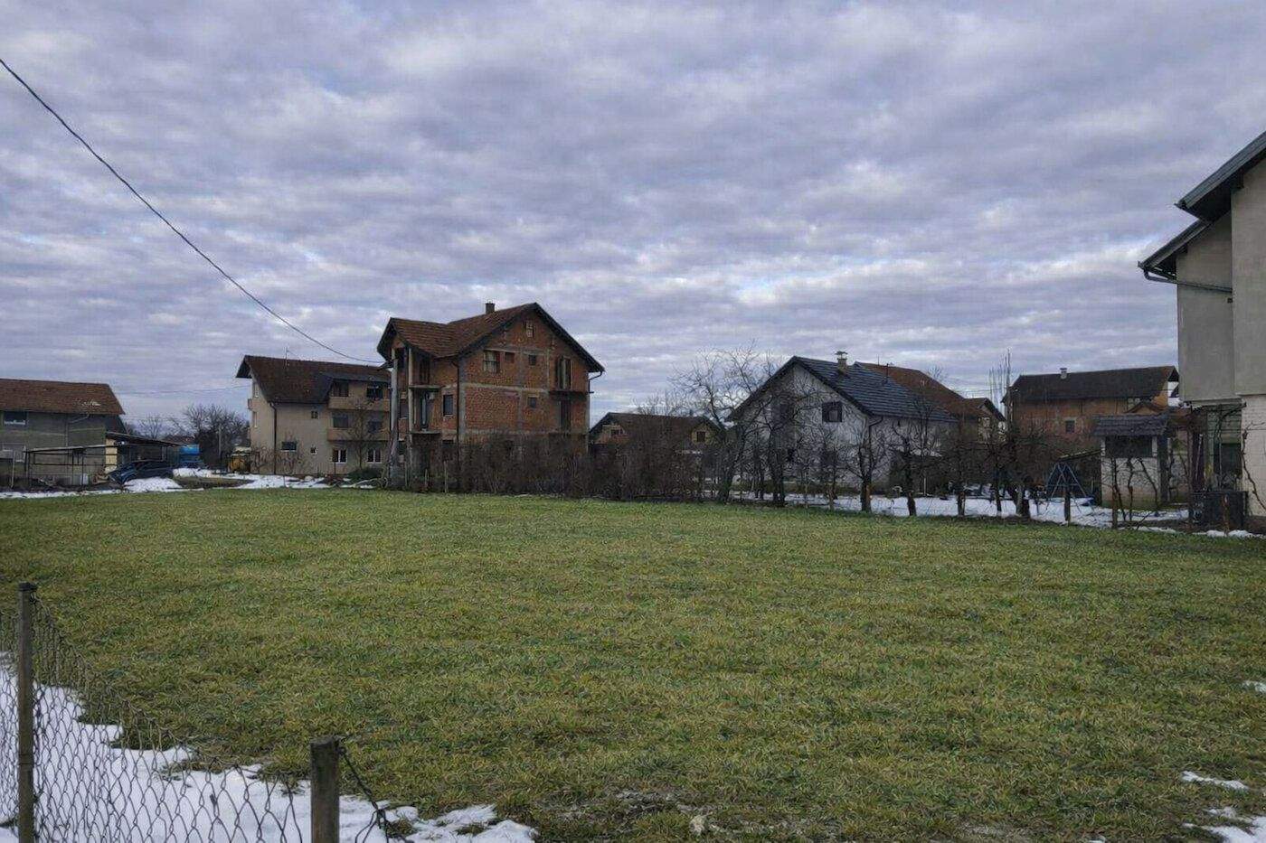 Prodaje se građevinska parcela 980 m² – Trn, Banja Luka