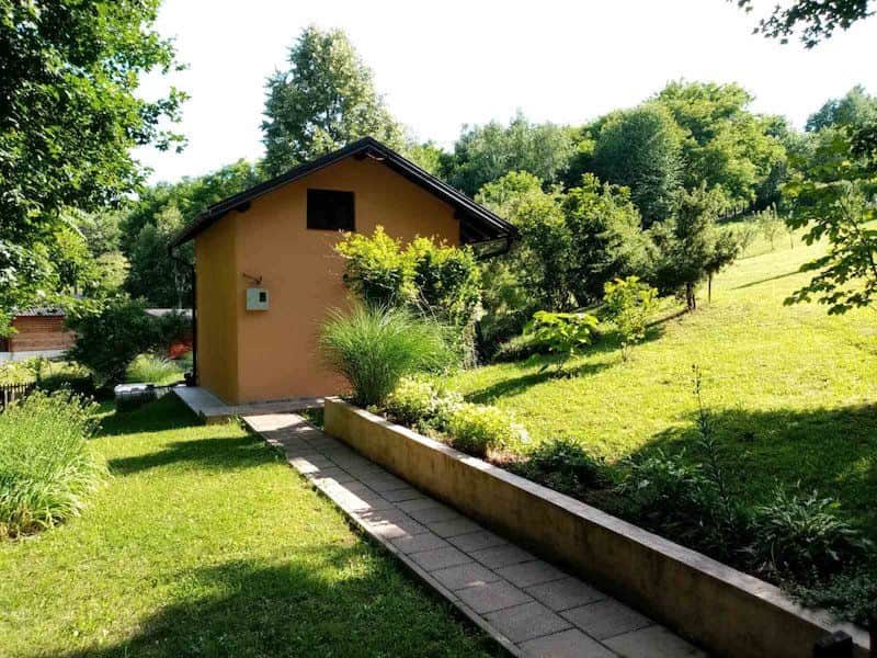 Kuća seosko domaćinstvo