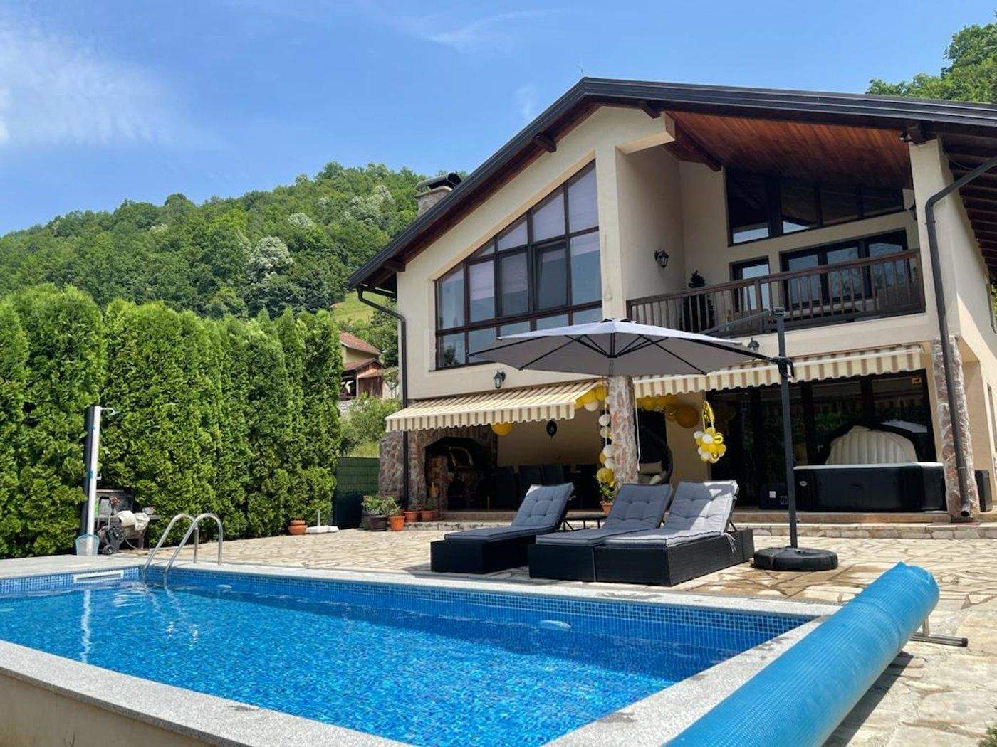 RIVERRAFT KUĆA ZA ODMOR KARANOVAC