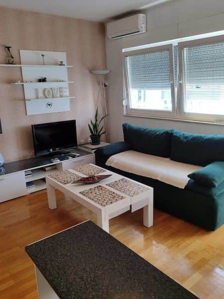 APARTMAN MATEAA