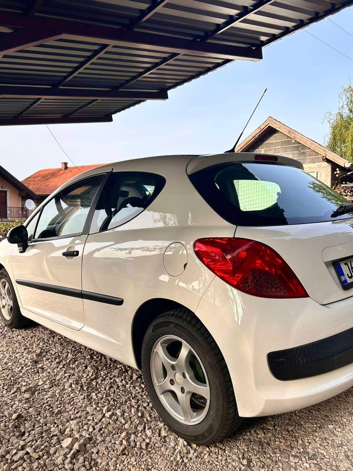 Peugeot 207 1.4 dizel, 2007