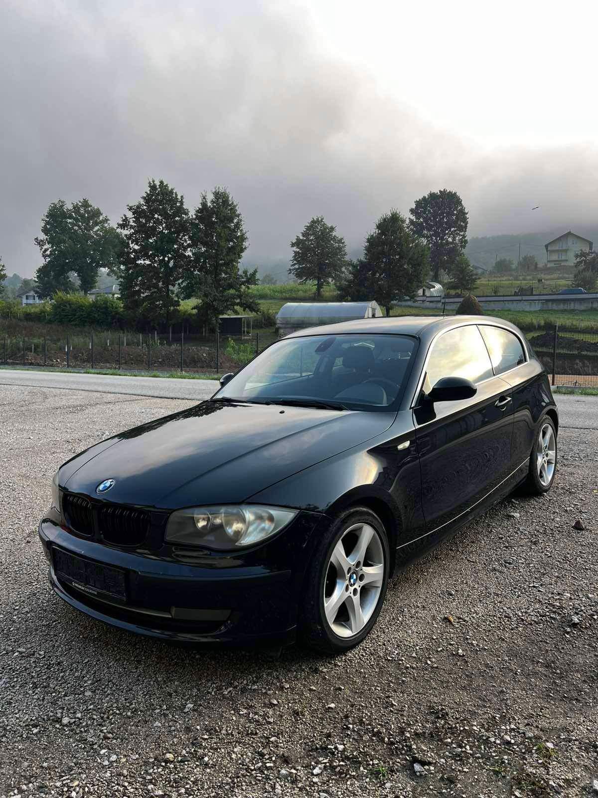 Automobil sa 6 brzina, urađeni servisi