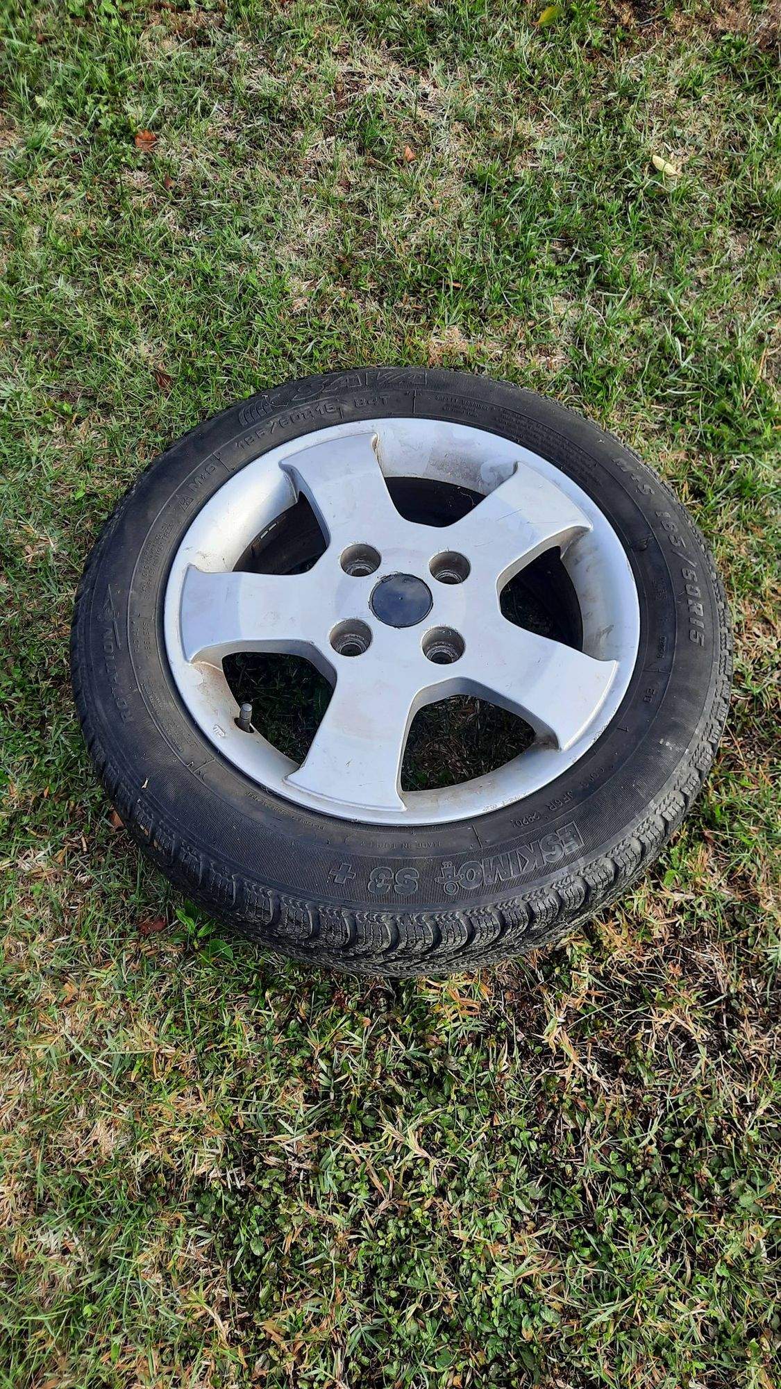 Alu felge sa gumama 185/60 R15