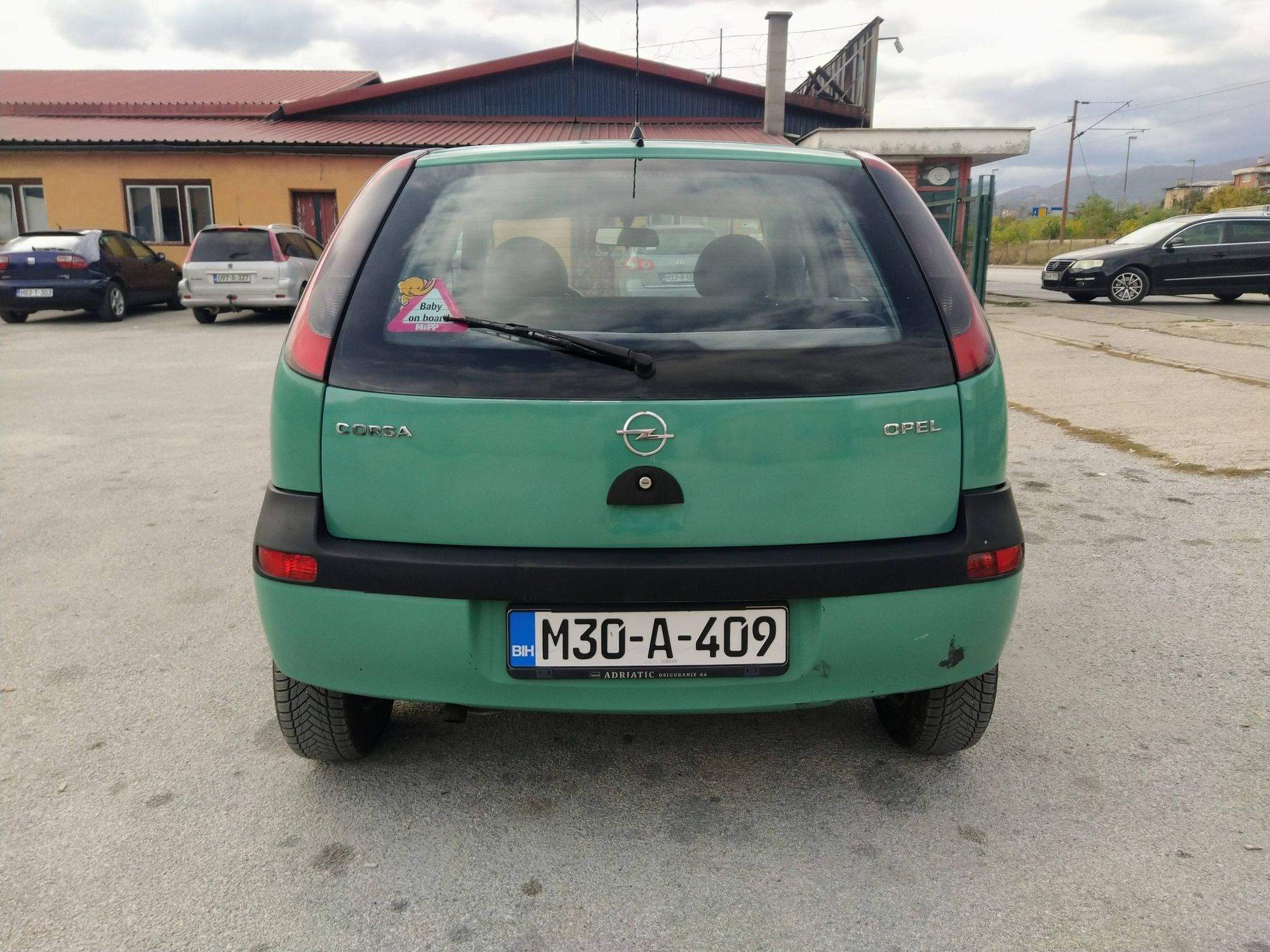 Opel Corsa 2001 1.0 benzin 43 kW 5+1 vrata