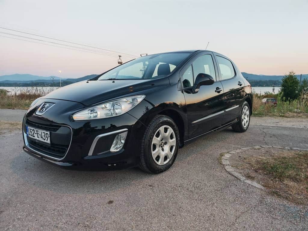 Peugeot 308 1.6 HDI 68 kW, 2011