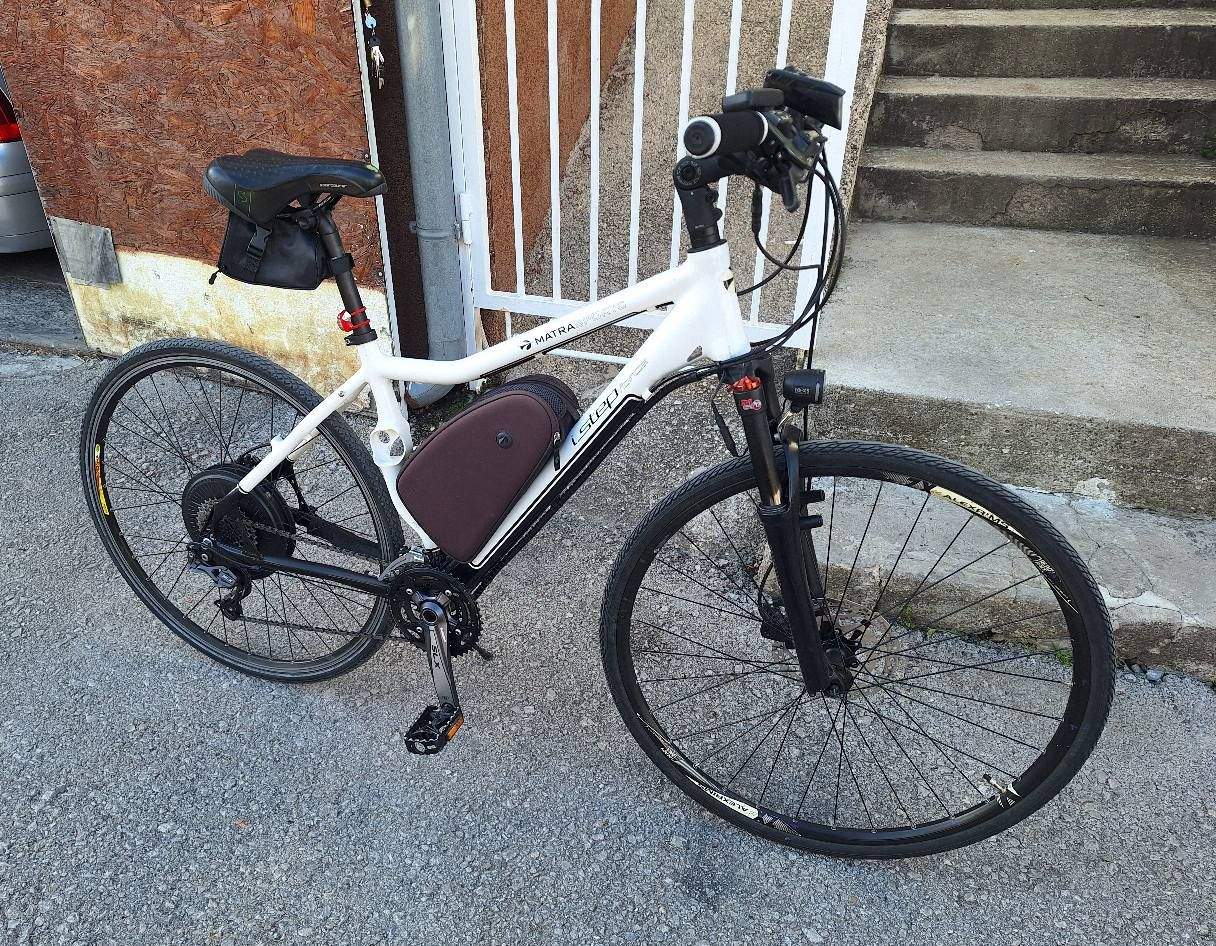 Matra Sports 28 i Trek Villager Bontrager 28 bicikli