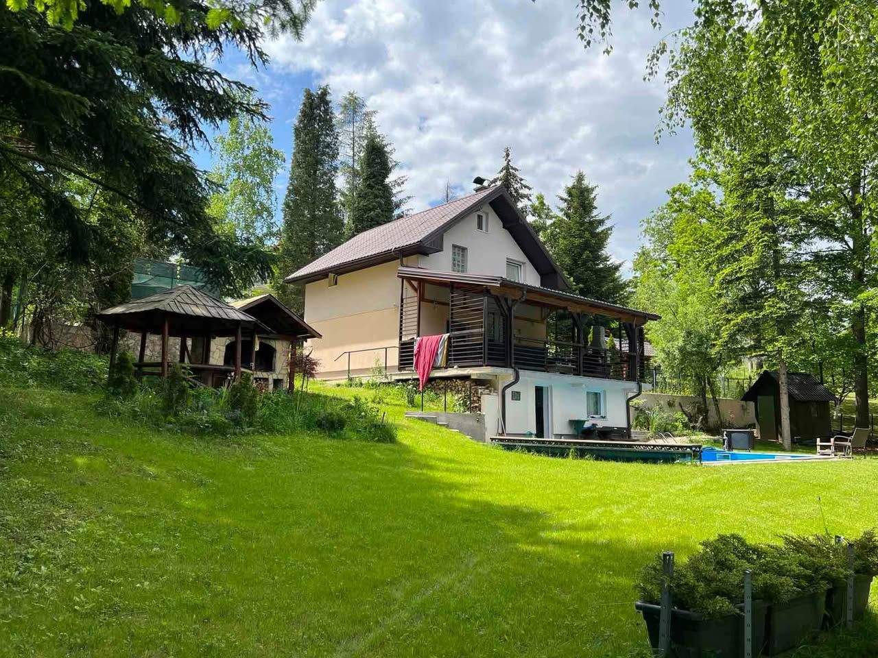 Kuća s bazenom, Gornji Vlakovo, 142 m2, namještena