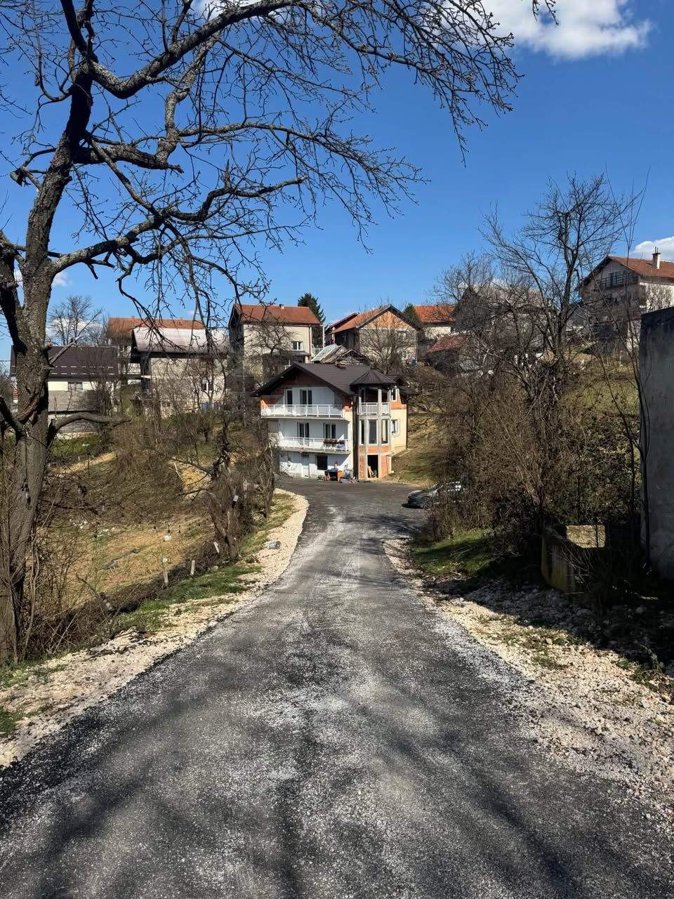 Porodična kuća, 170 m², 4 sobe, Hadžići, ul. Kopišanj I