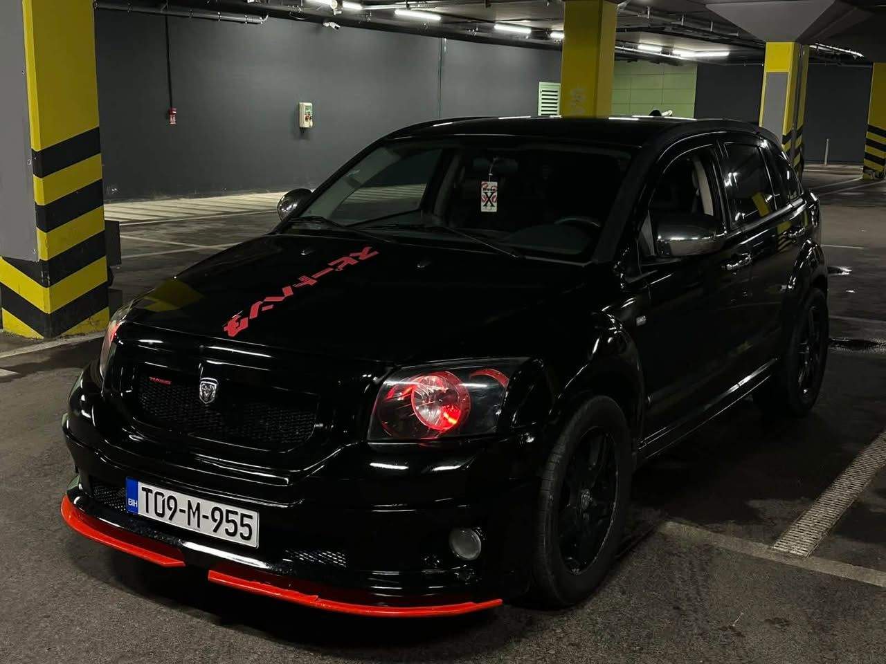 Dodge Caliber, auto u izvrsnom stanju, redovno održavan
