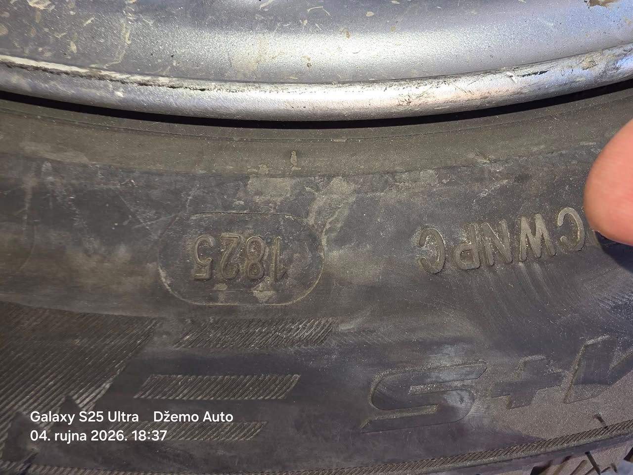 Zimske gume i alu felge Mercedes 5x112 (4 komada)