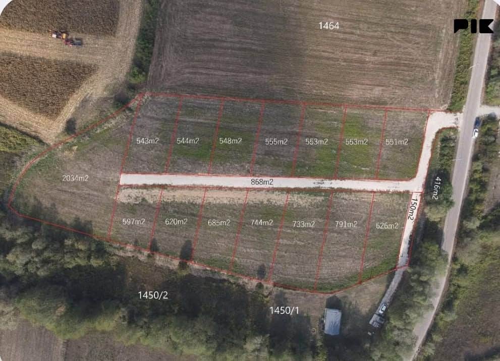 Zemljište za gradnju vikendica, 15 parcela od 551 do 2034 m2