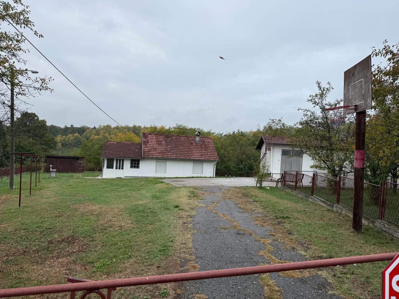 Porodična kuća 75 m² sa parcelom 1000-1500 m², Dragočaj