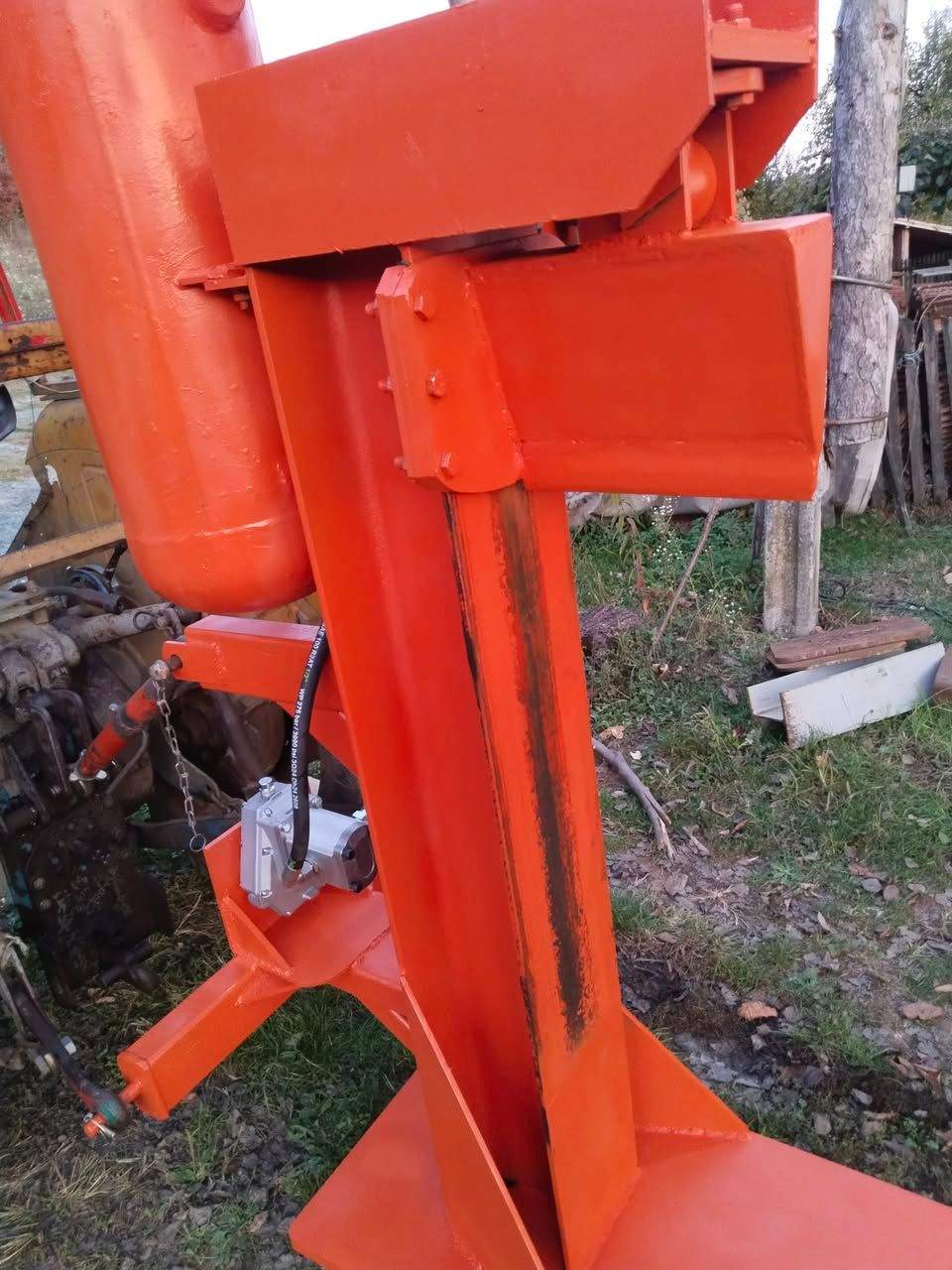 Traktorski cjepač 20T