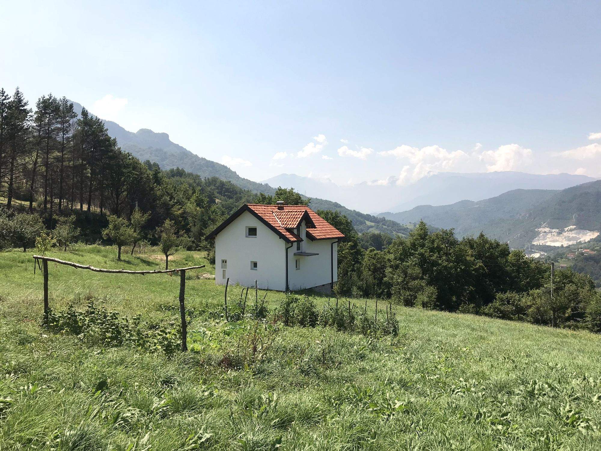 Oaza mira i investicija s pogledom na Prenj (Brđani, Konjic)
