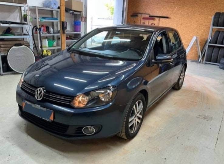 Volkswagen Golf 6 2.0 TDI, 2009. godište, 10.200 km