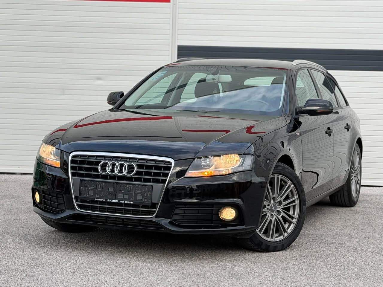 Audi A4 B8 2.0 TDI 2010, 88 kW, registrovan