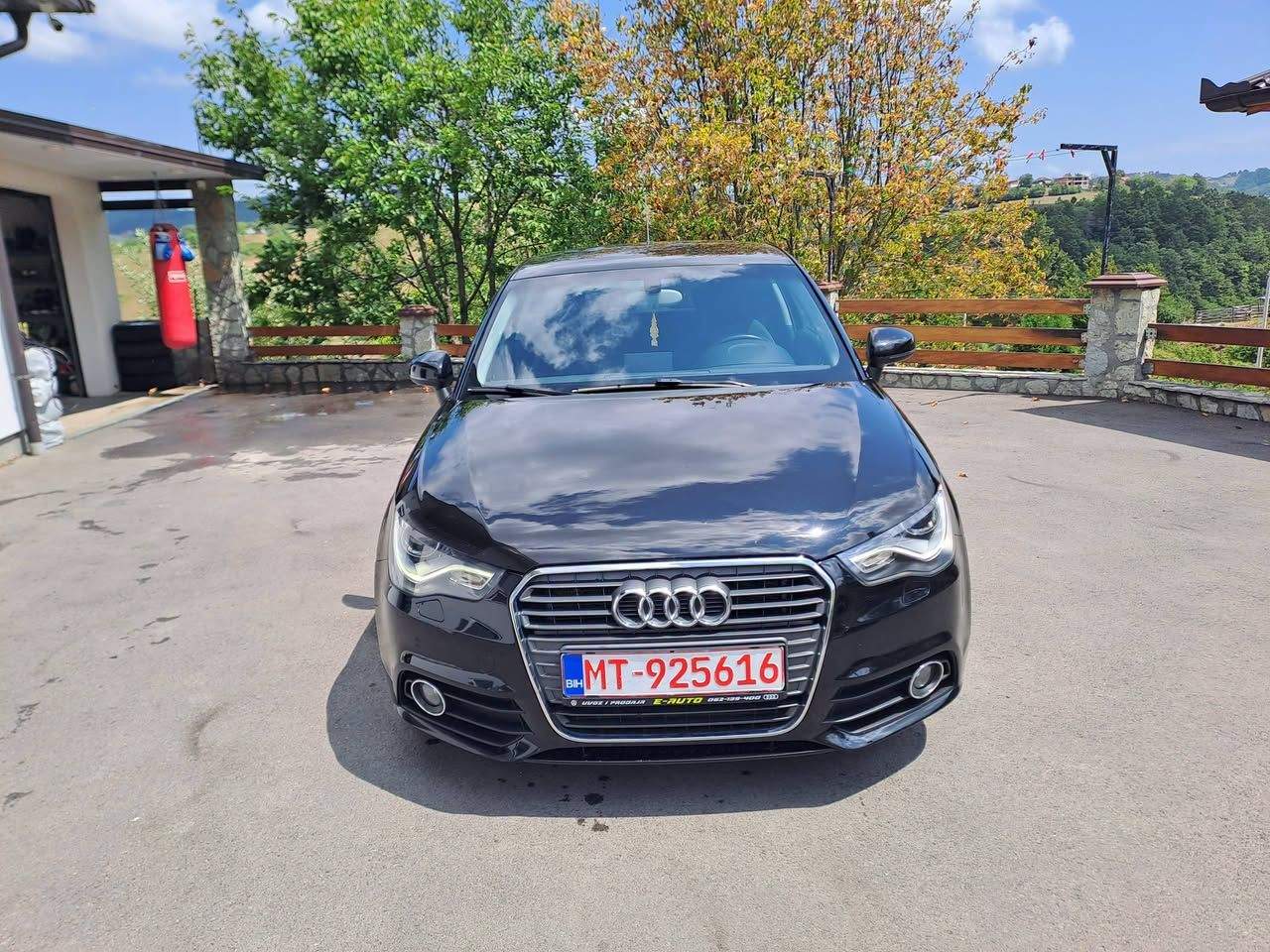Audi A1 2010, 1.6 16V, 77 kW