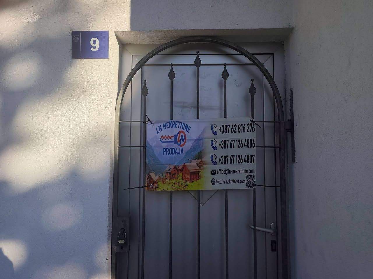 Poslovni prostor 36 m² s funkcionalnim potkrovljem, potpuno renoviran