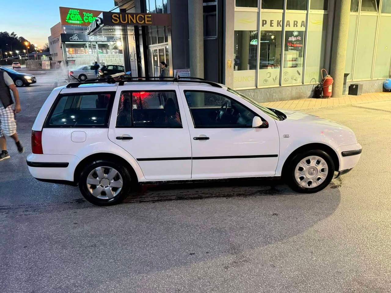 VW Golf 4 1.9 TDI 66kW, god. 2002.