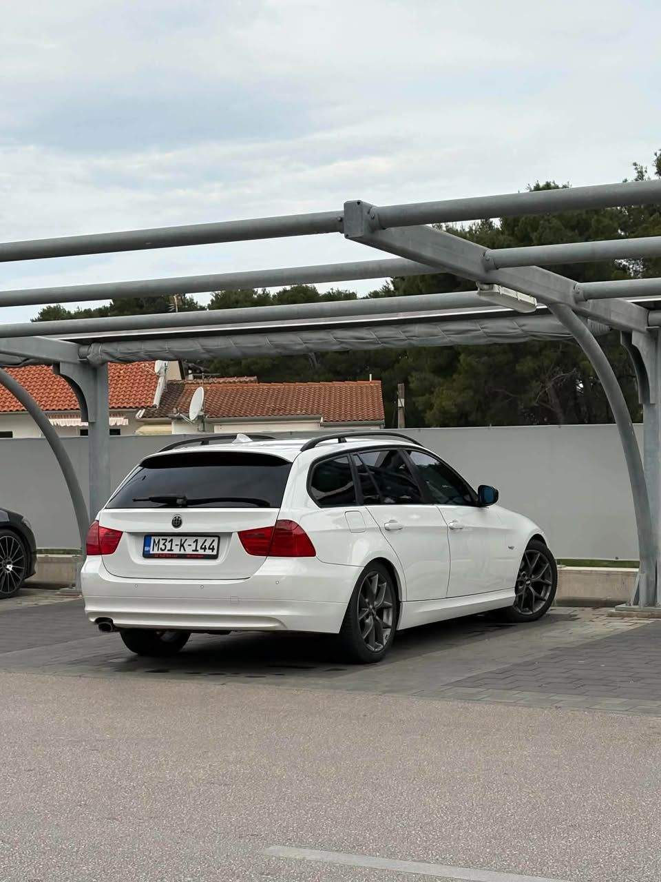 BMW E91 320d 135 kW (2009) M Paket