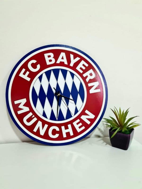 Dekorativni zidni sat FC Bayern Munchen — slika 1 od 1