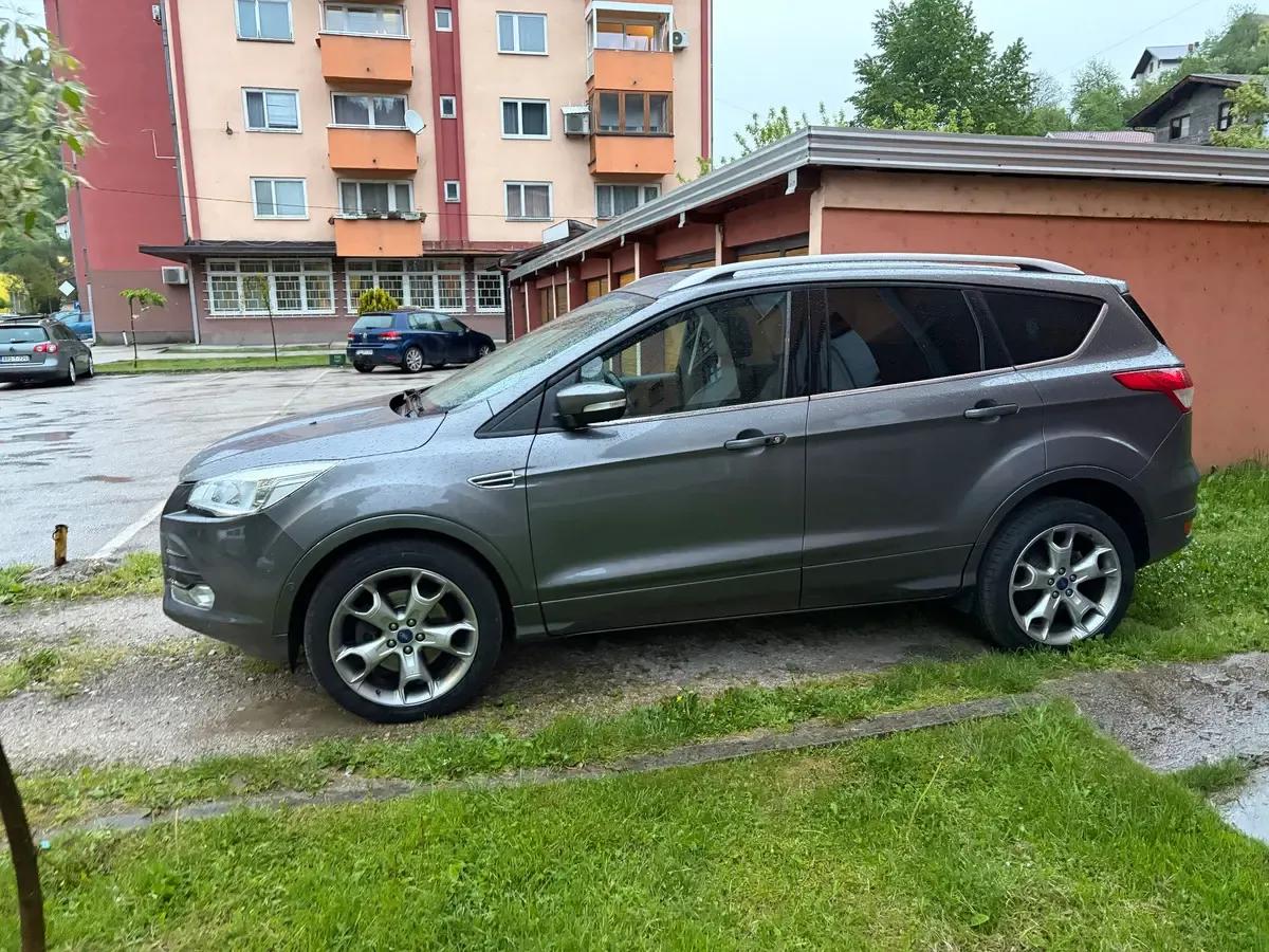 Ford Kuga — slika 2 od 4