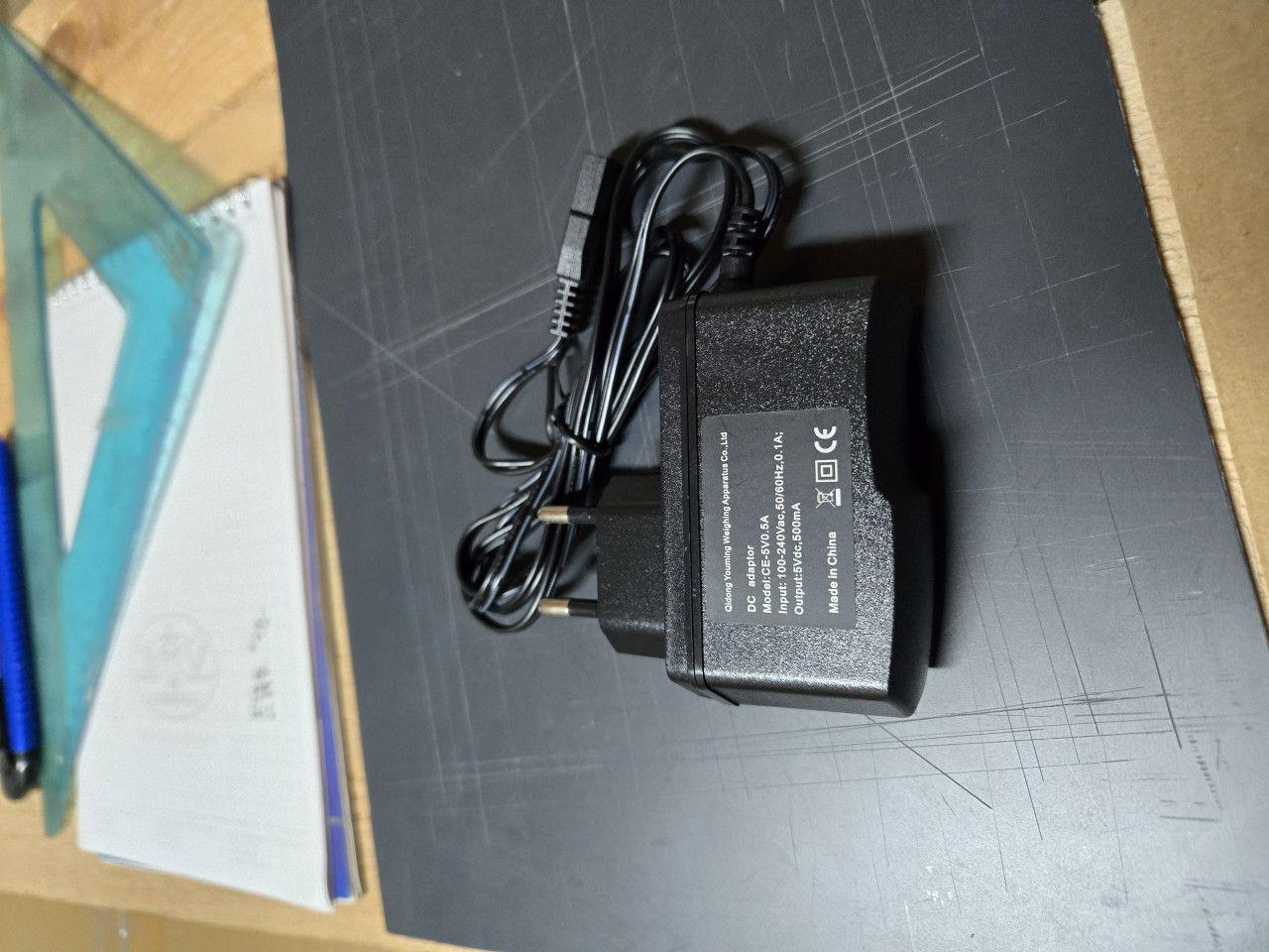 Adapter 5V 0.5A — slika 1 od 1
